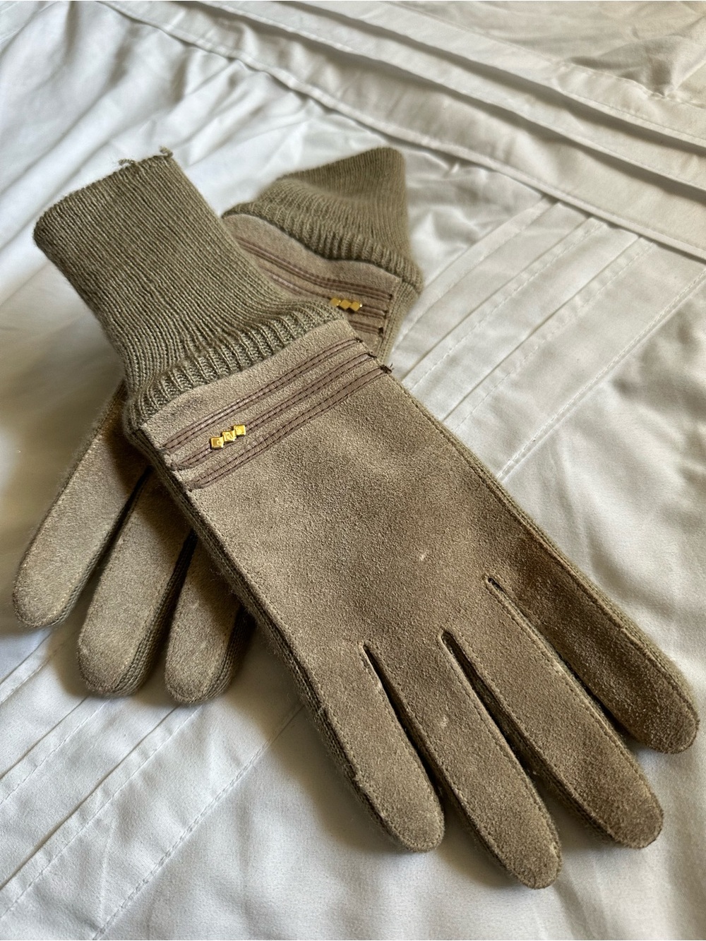 Vintage Taupe Suede Gloves with Knit Cuff